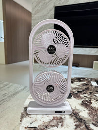 USB Dual-Kopf Schreibtischventilator mit Digitalanzeige, Wiederaufladbarer Vertikalventilator mit 5 Geschwindigkeitsstufen für Zuhause, Büro & Camping