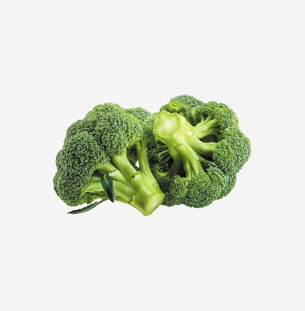 Broccoli heads developing in gemüse patch